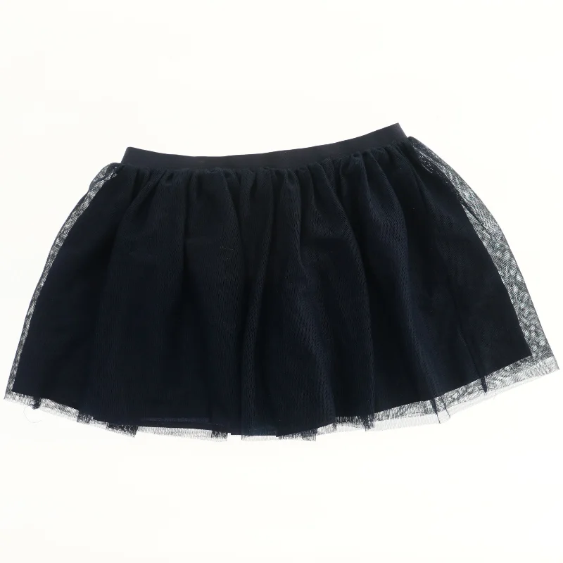 Sort nederdel med tyl fra H&M (str. 116)