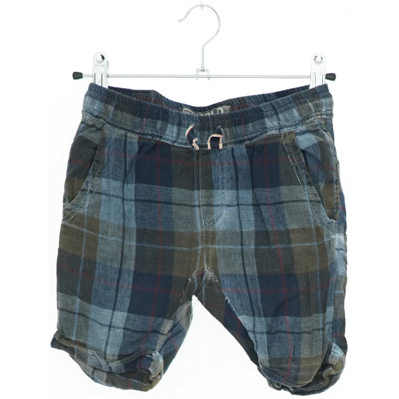 Ternede shorts fra Molo (str. 110)