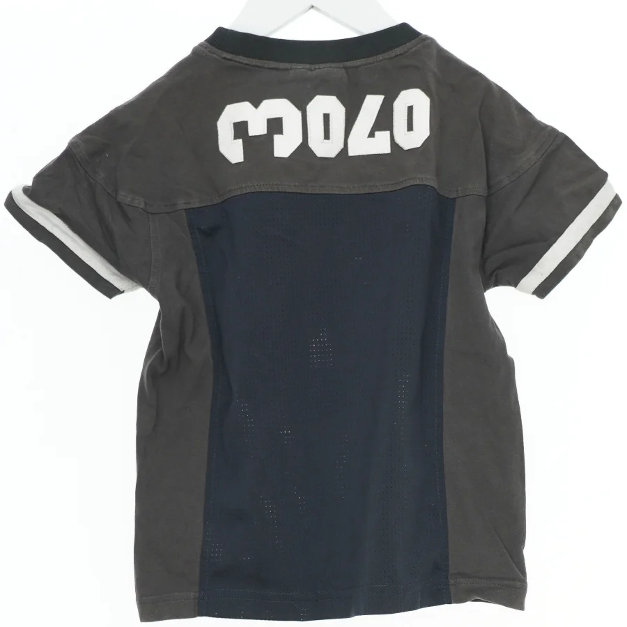 Sporty T-shirt med nummertryk fra Molo (str. 104)
