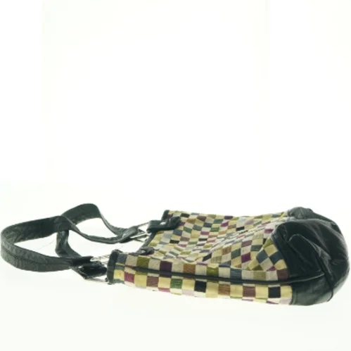 Ternet skuldertaske fra By Røpke (str. 39 x 30 cm)