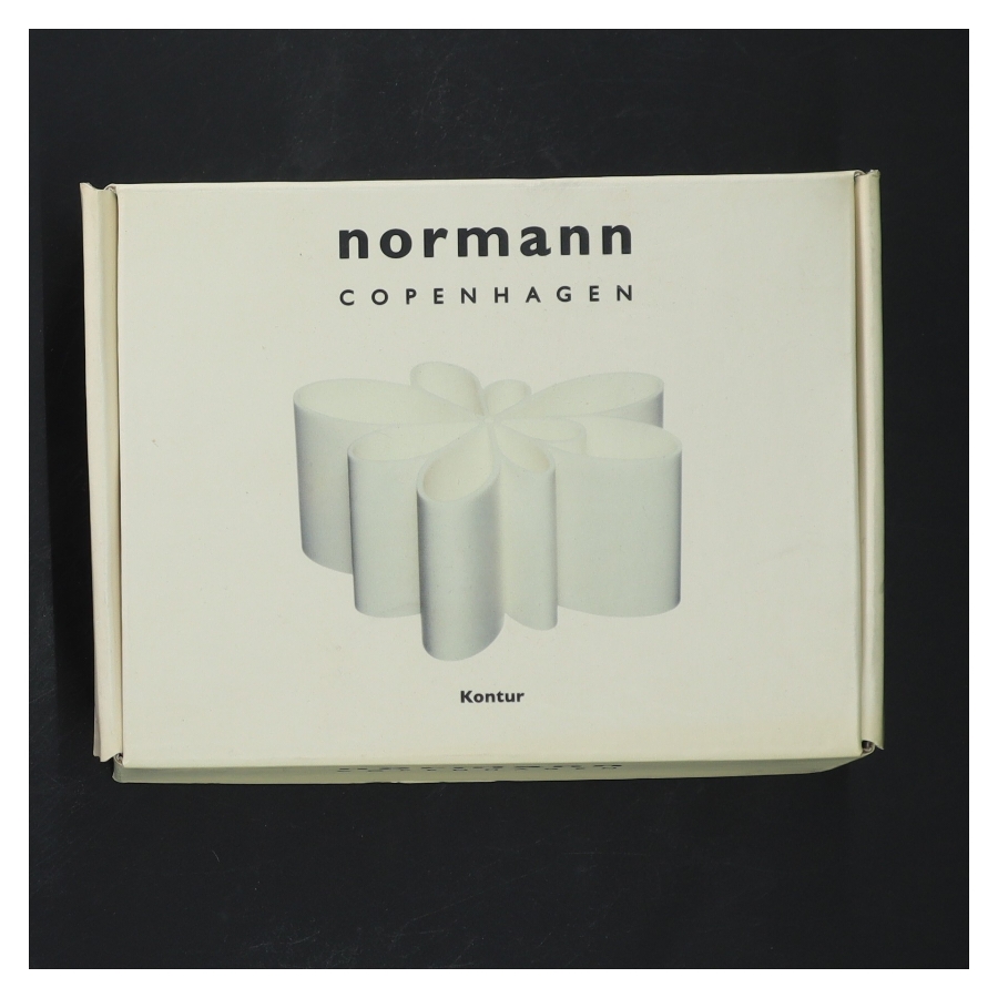 Normann Copenhagen Kontur lysestage fra Normann Copenhagen (str. 14,5 cm)