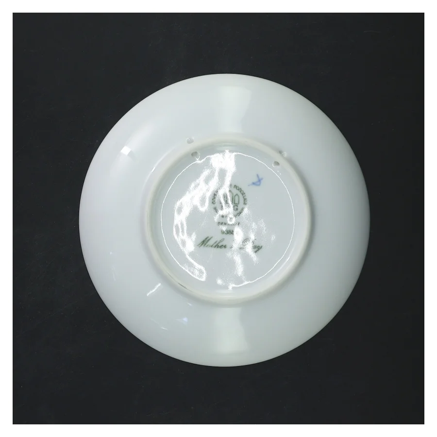 Mors Dag platte 1985 fra Bing & Grøndahl (str. Ø 15 cm)