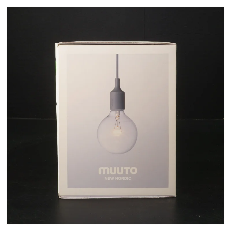 Muuto E27 Pendel Lampe fra Muuto (str. 18 cm)