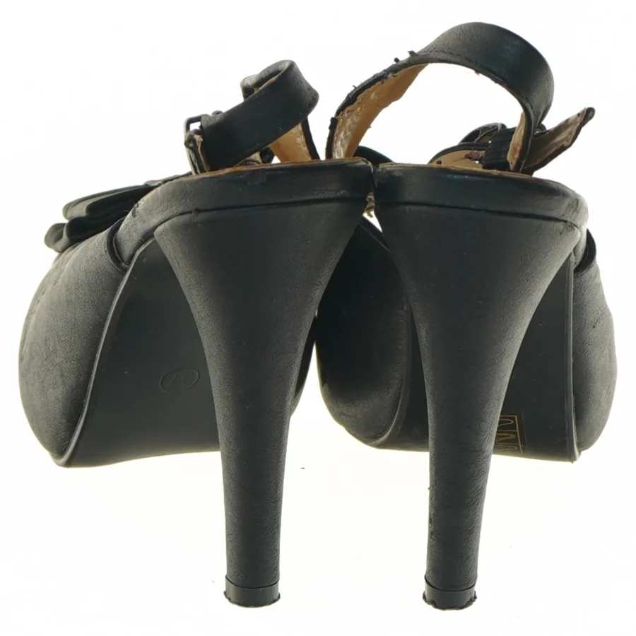 Sorte stiletter med åben tå fra Laik Moda (str. 37 )