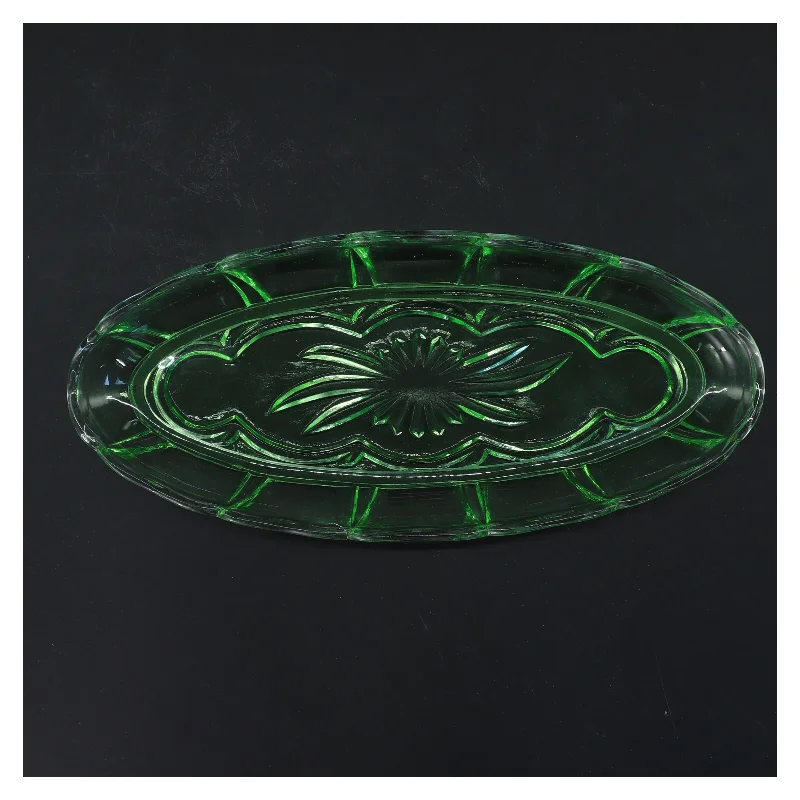 Grøn glasfad (str. 27 cm)