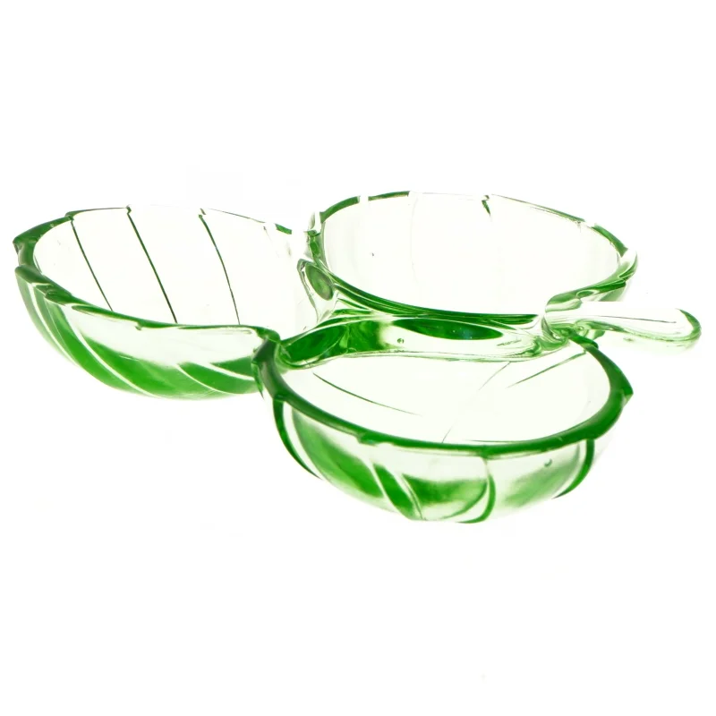 Grøn glasfade, tre sektioner (str. 21,5x22 cm)