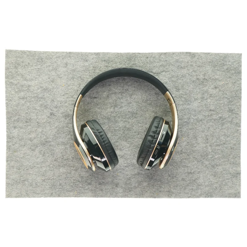 Høretelefoner (str. 21 x 17cm)