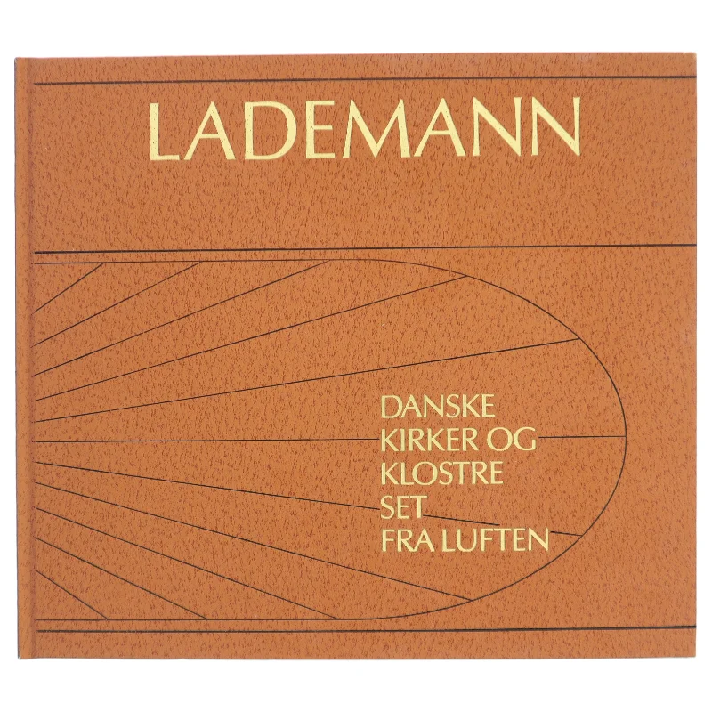 Bog om danske kirker og klostre set fra luften