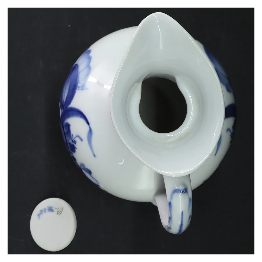 Blå Blomst chokoladekande med låg fra Royal Copenhagen