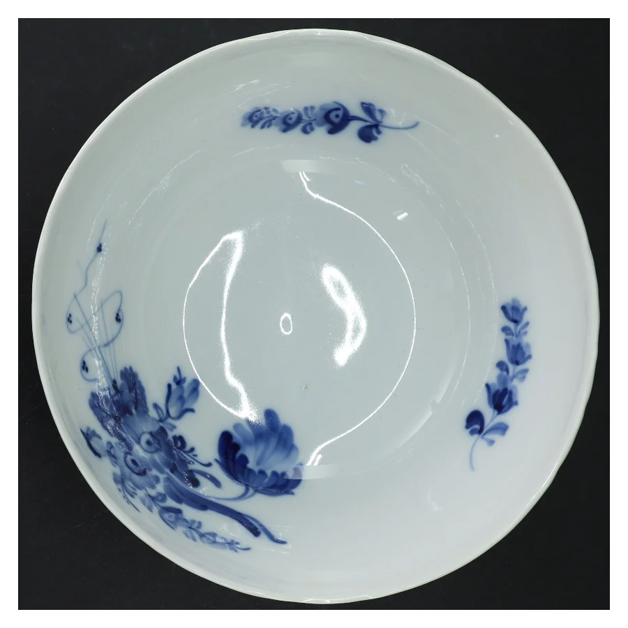 Blå Blomst salatskål fra Royal Copenhagen (str. 24 cm)