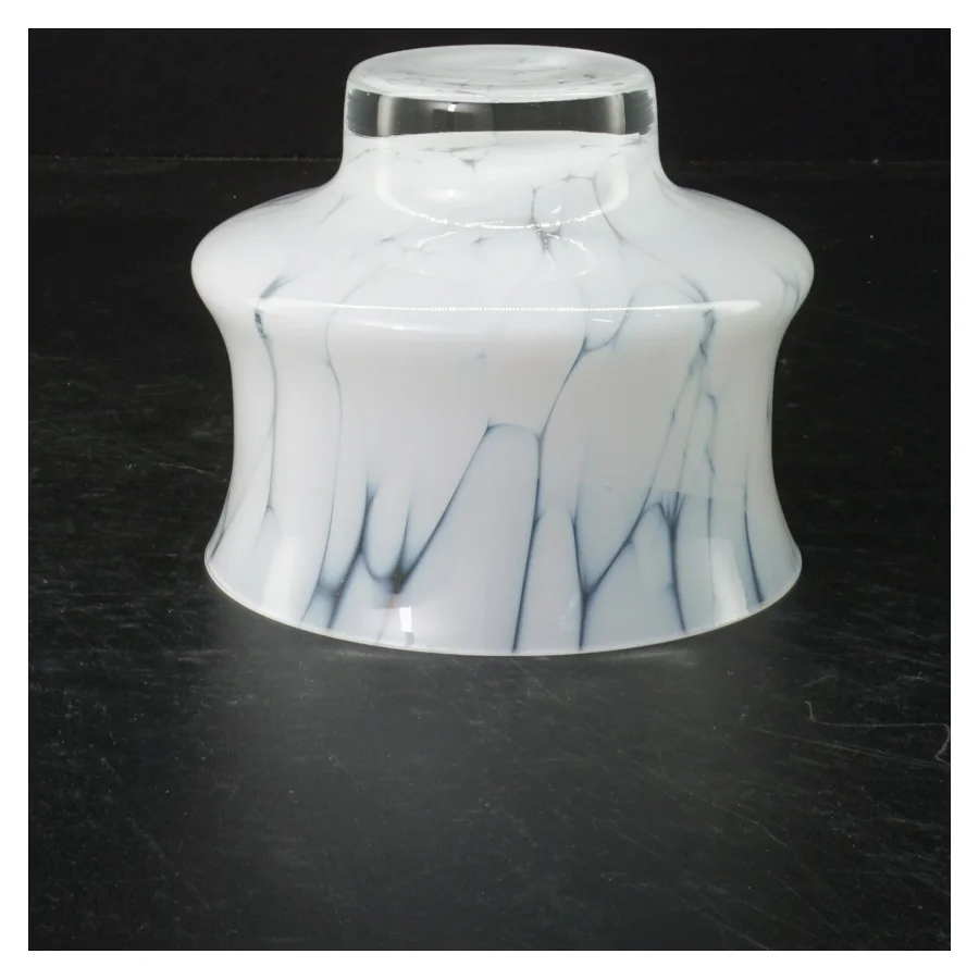 Marmoreret glasskål