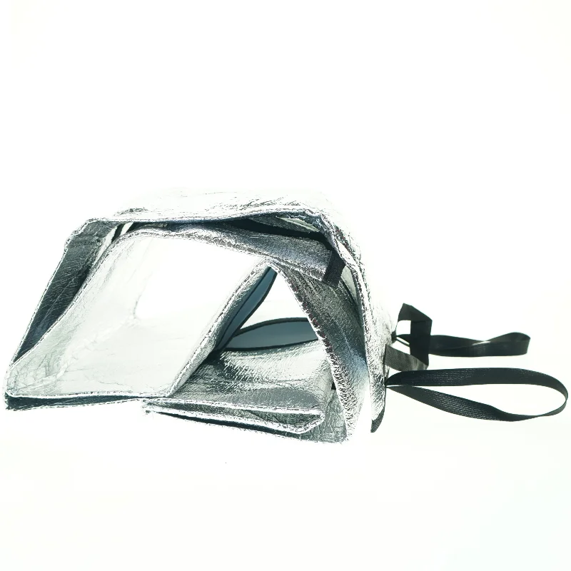 Isolering (str. 183 x 55 cm)