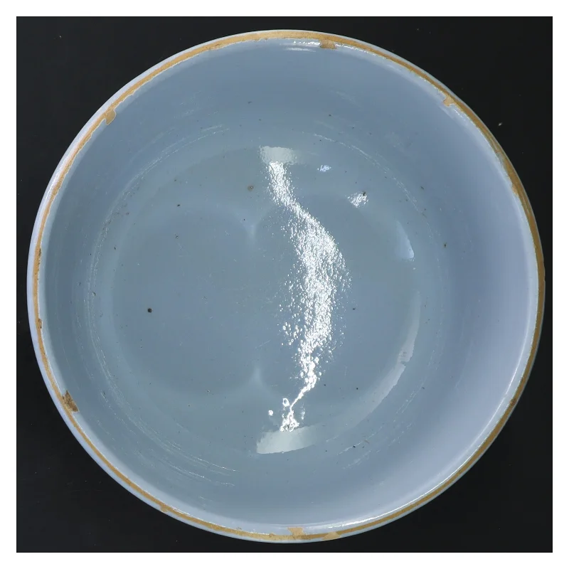 Porcelænsskål fra Knabstrup med opskrift fra Oldemors kogebog (str. Ø 17 cm højde 10,5 cm)