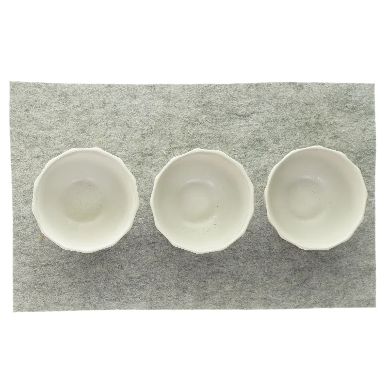 Skåle 3 stk.  (str. 7 x 12cm)