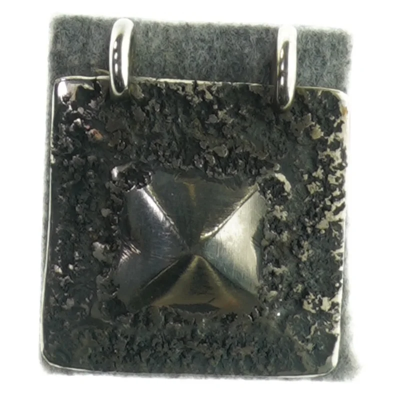 Vedhæng (str. 8 x 7cm)