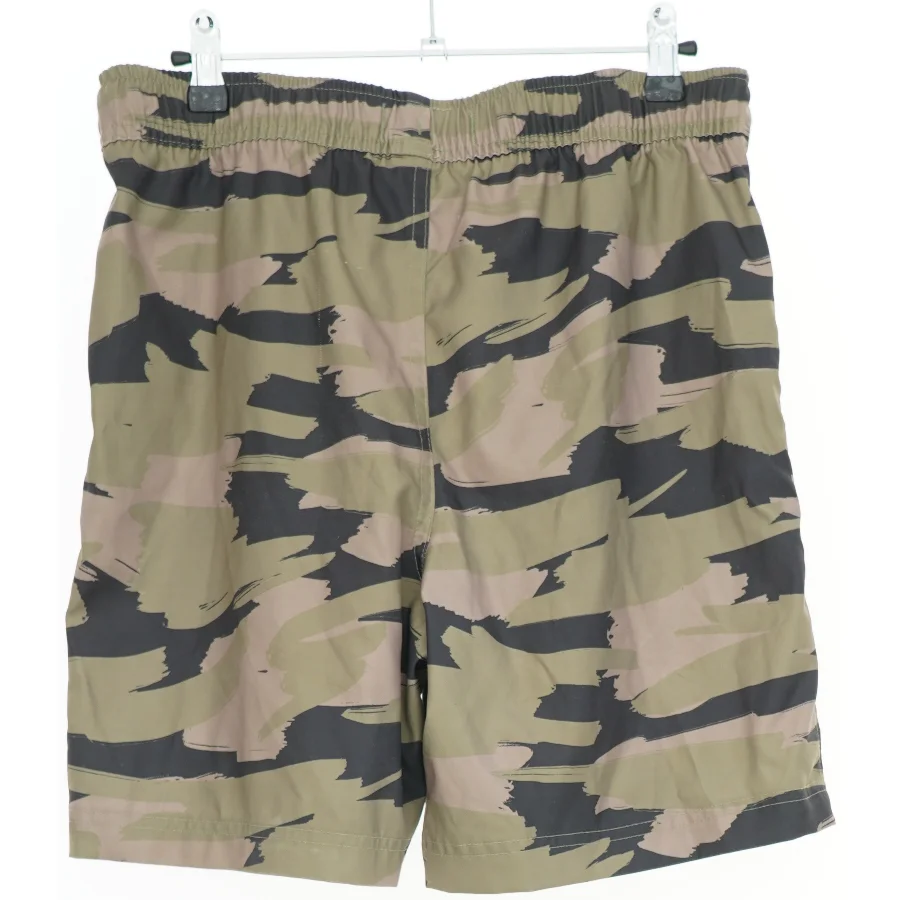 Camouflage shorts fra Abercrombie (str. 170)