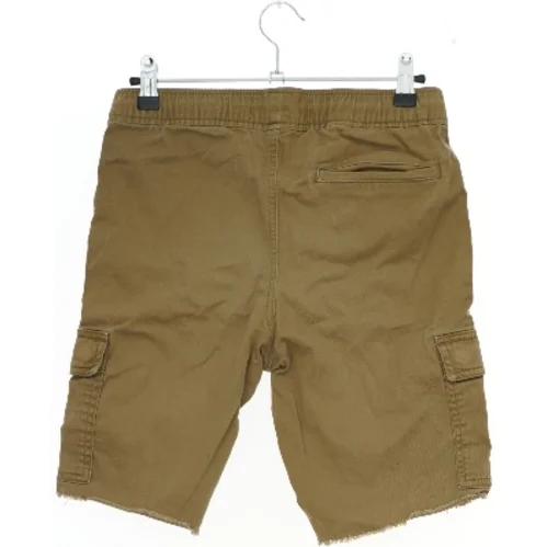 Cargo shorts med lommer fra Abercrombie (str. 146)