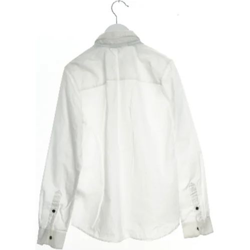 Hvid skjorte med lange ærmer fra H&M (str. 146)