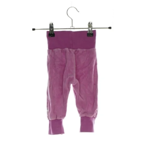 Velourbukser fra Name it (str. 68)
