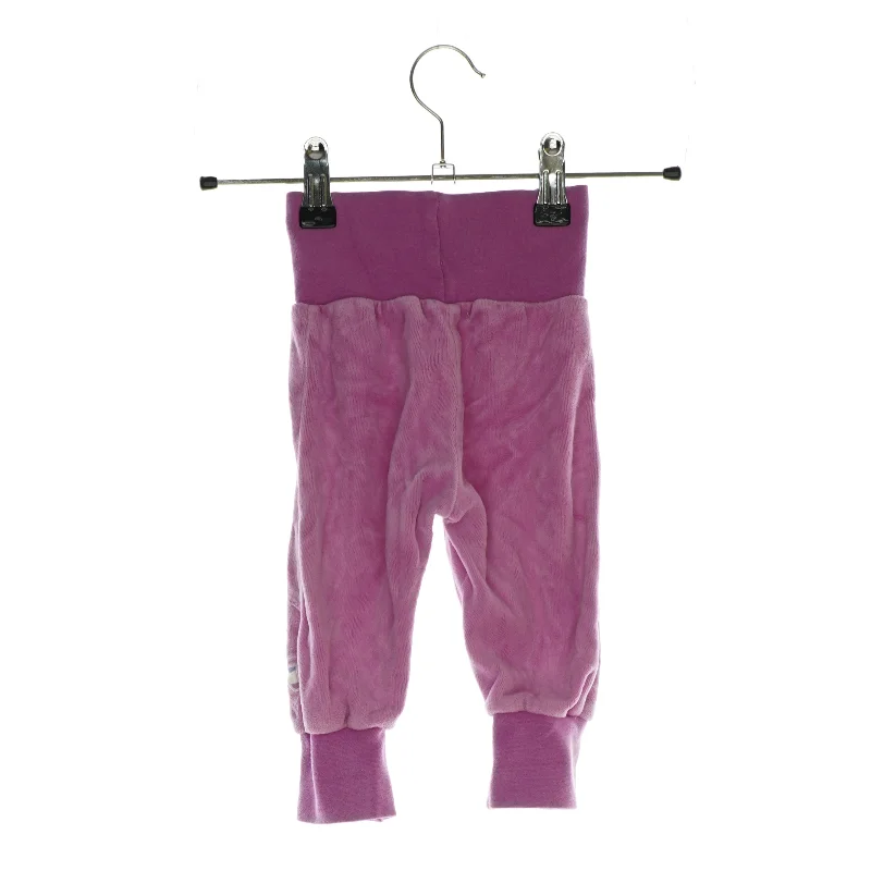 Velourbukser fra Name it (str. 68)
