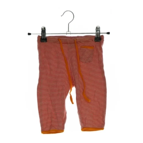 Løse bukser fra Small stuff (str. 68)