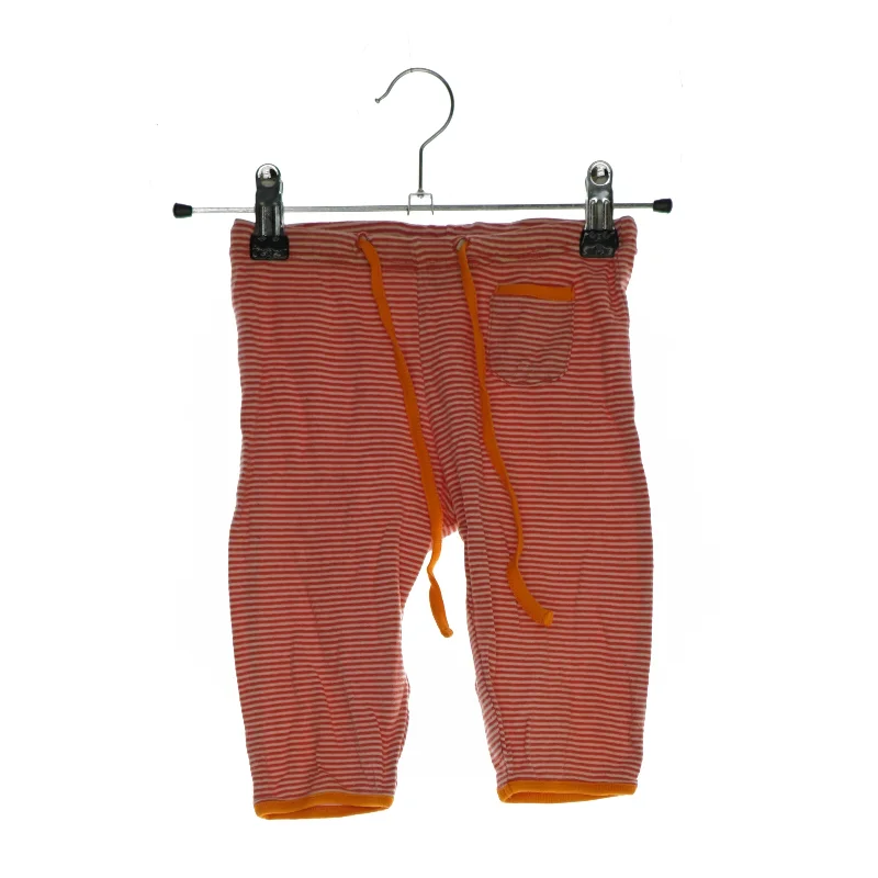 Løse bukser fra Small stuff (str. 68)