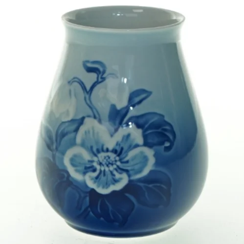 Vase med blomsterdesign fra B&G (str. 13 cm)