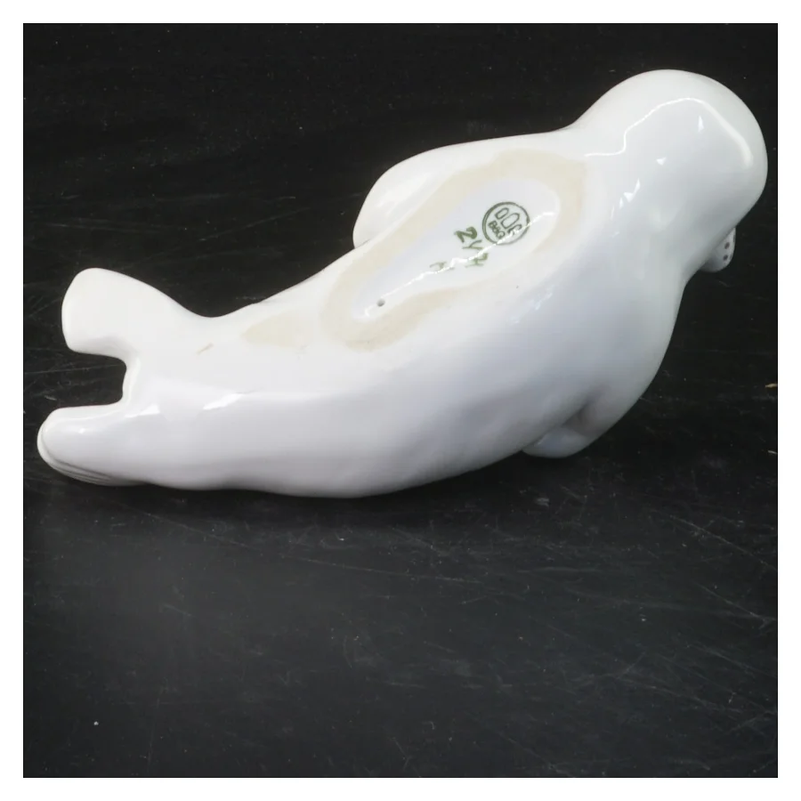 Porcelænsfigur af sæl fra B&G (str. 15x5 cm)