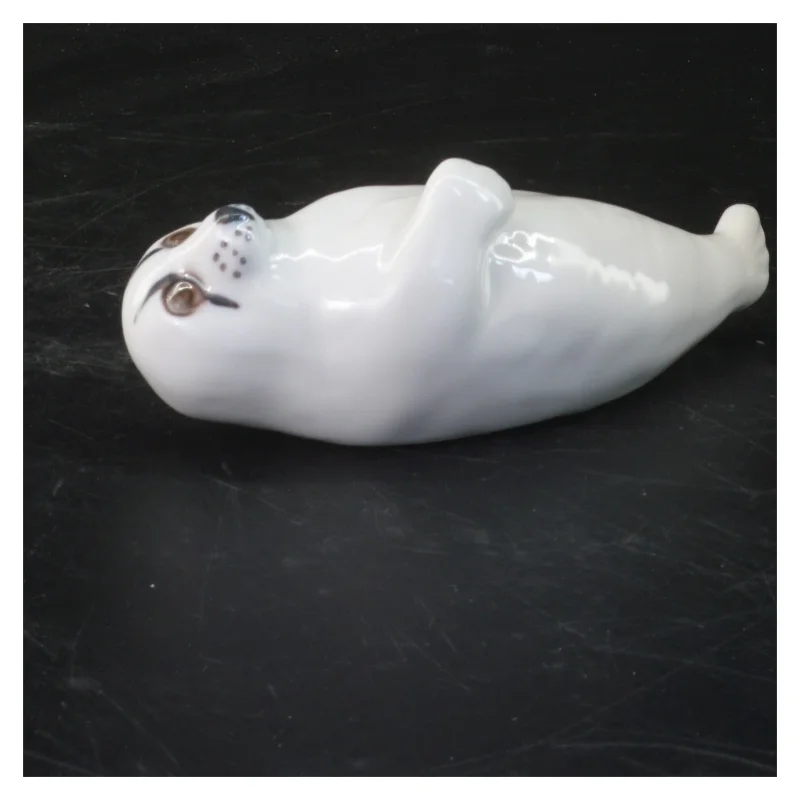 Porcelænsfigur af sæl fra B&G (str. 15x5 cm)