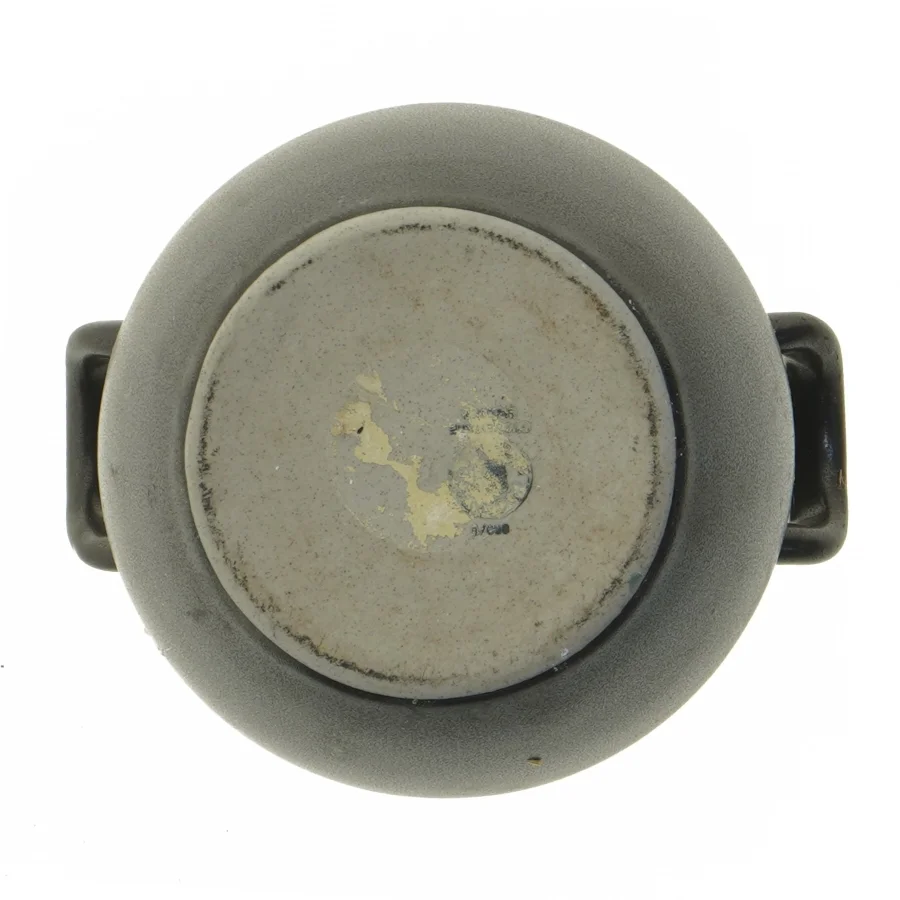 Keramisk krukke med hanke fra Höganäs (str. Ø. 11,5 cm. længde. 13 cm)