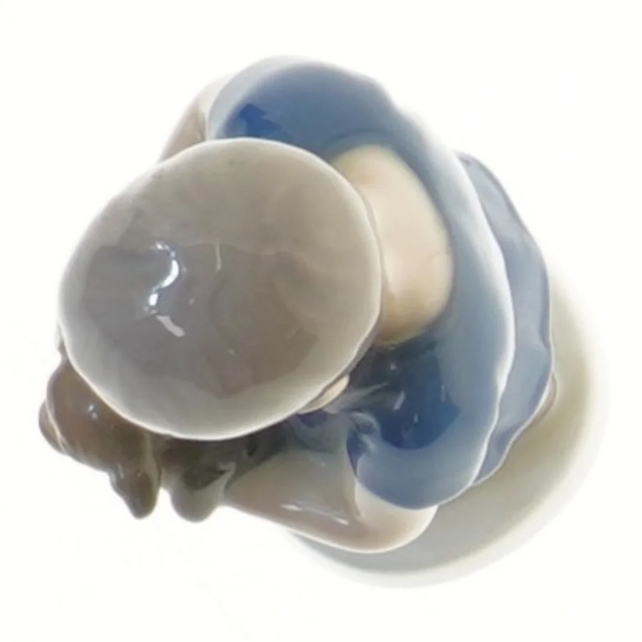 Porcelænsfigur af barn med hund (str. 17 cm) fra Bing Og Grøndahl 