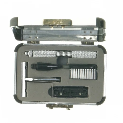 Rejsesæt til barbering fra WT (str. 2,5x10,5x7,5 cm)