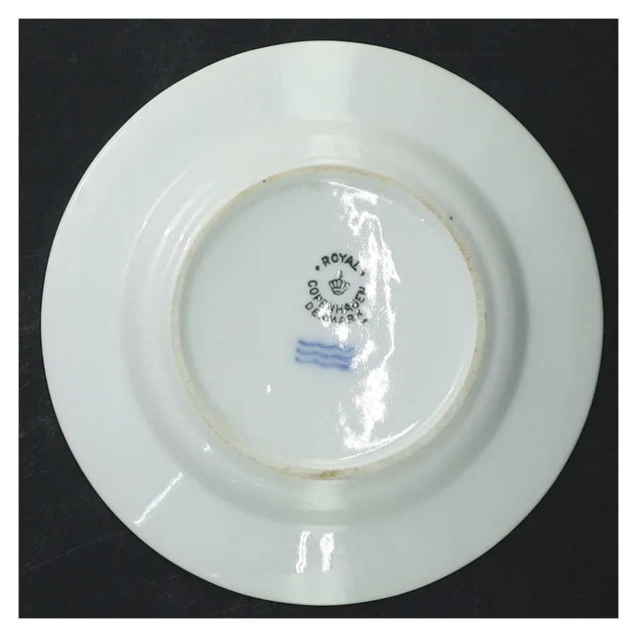 Porcelænstallerken fra Royal Copenhagen fra Royal Copenhagen (str. Ø 12,5 cm)