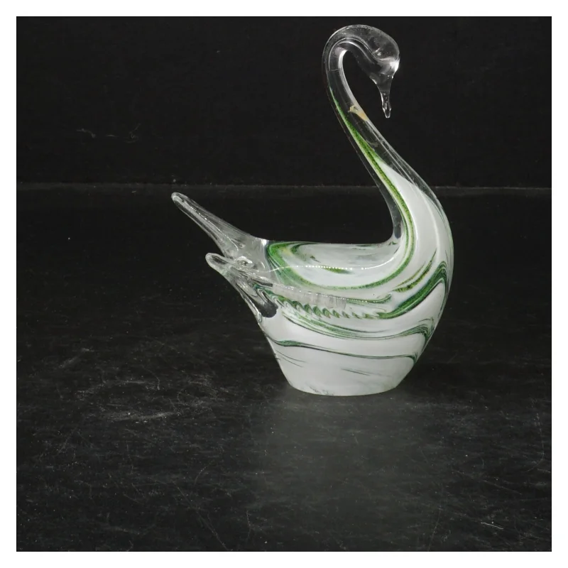 Glasfigur af en svane (str. 12,5 cm)