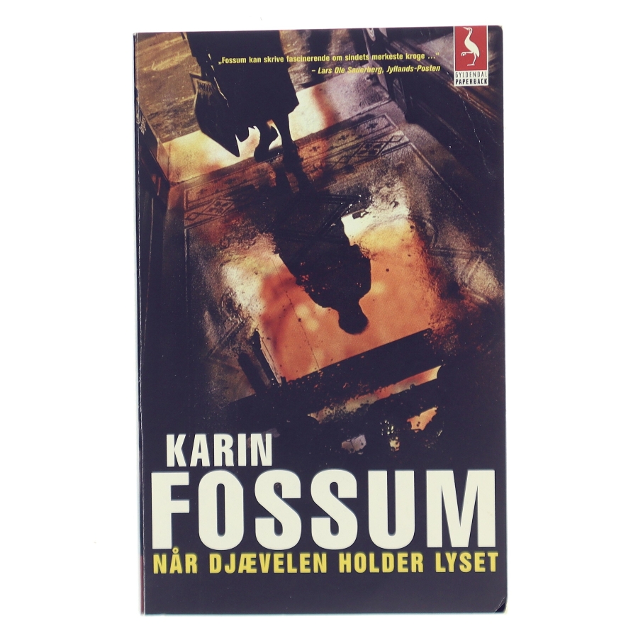 Når djævelen holder lyset af Karin Fossum (Bog)