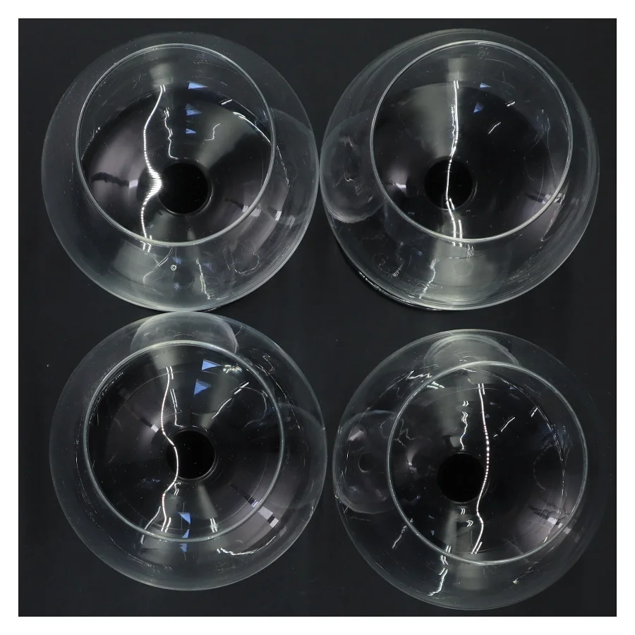 Sæt glas med sort fod (str. Ø 6x13 cm)