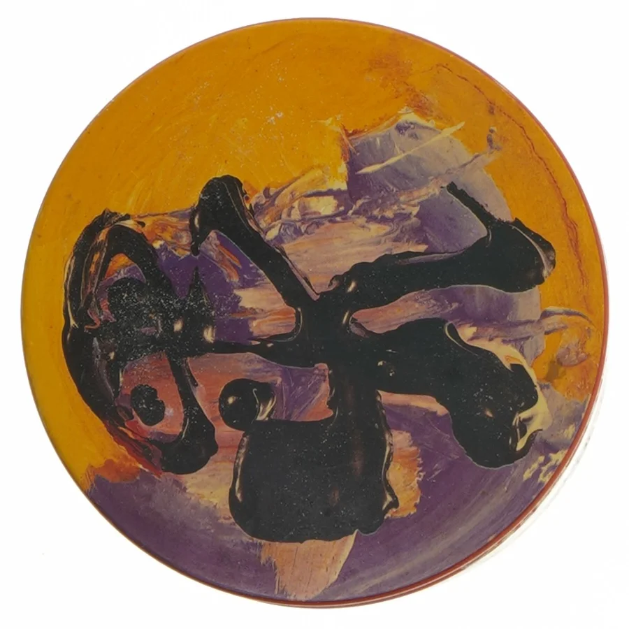 Dekorativ dåse med abstrakt design fra Irma (str. Ø. 11,5. cm. længde. 15 cm)