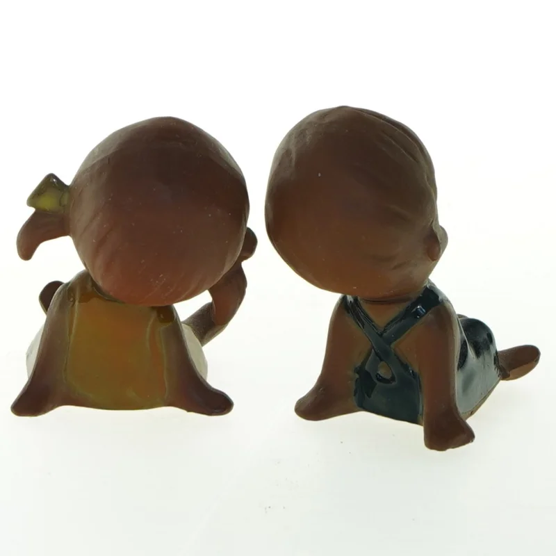 Porcelænsfigurer af børn (str. 8x7 cm)