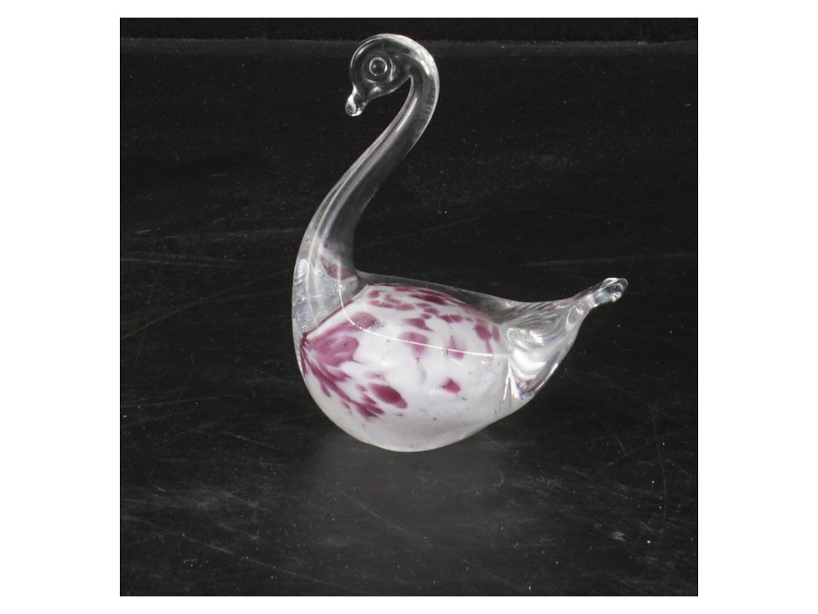 Glasfigur af svane (str. 8x7 cm)