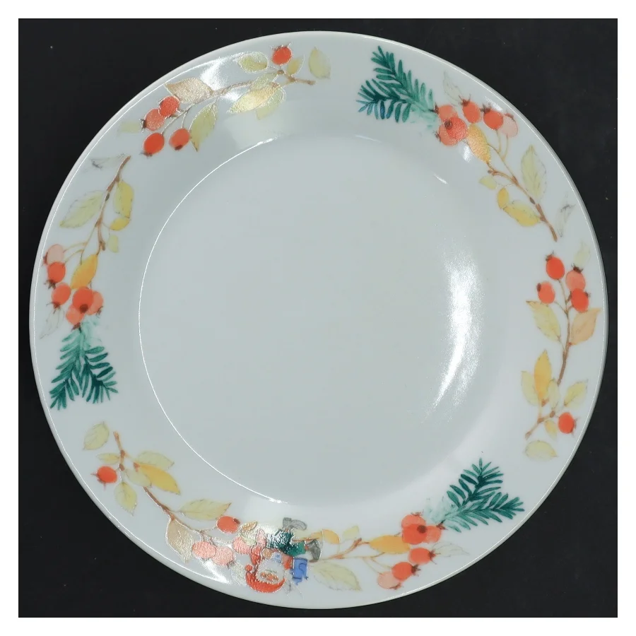 Sæt af 4 dekorative tallerkener fra Mads Stage (str. Ø 19 cm)