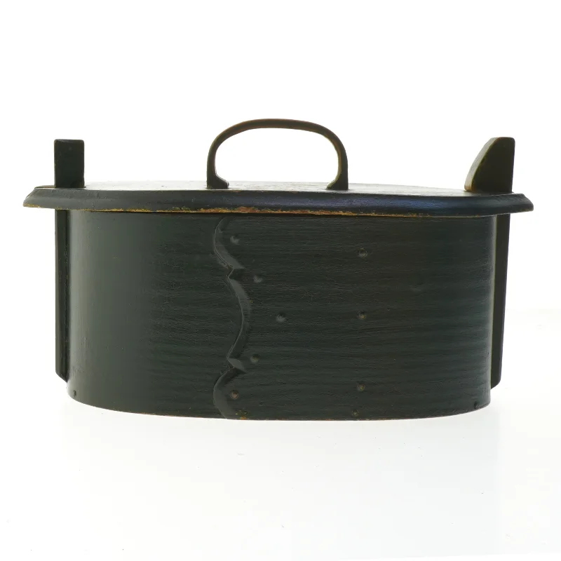 Dekorativ trækasse med låg (str. 27x13 cm)