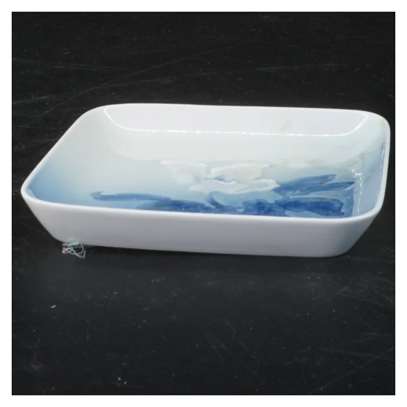 Porcelæn serveringsfad fra B&G (str. 12x12 cm)