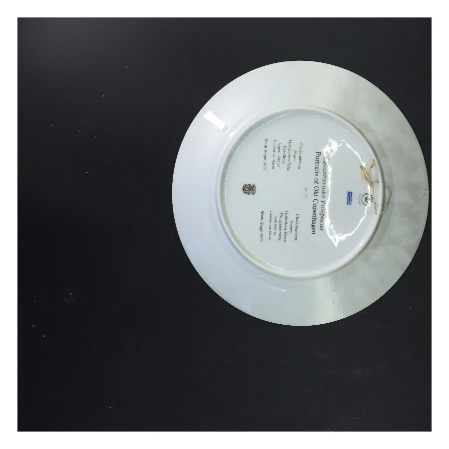 Porcelænsdekoration fra Royal Copenhagen fra Royal Copenhagen (str. Ø 27,5 cm)