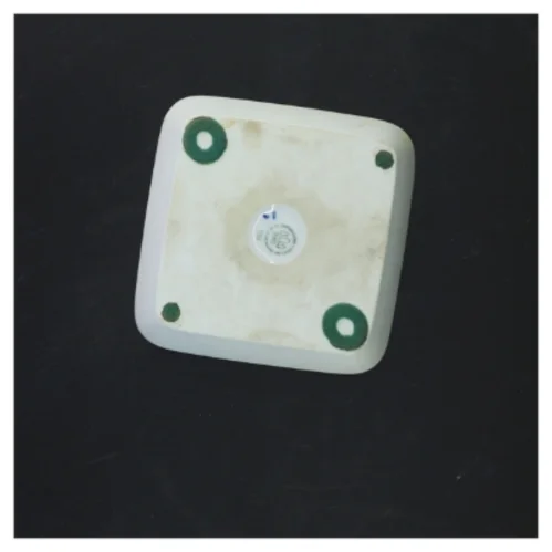 Rektangulær porcelænsbakke med blå blomstermønster fra Royal Copenhagen (str. 12,5x12,5 cm)