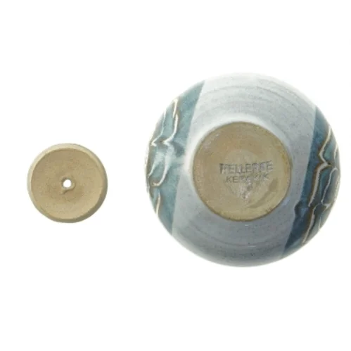 Keramik vase med blomsterdesign fra Hellerøe (str. 11 cm)