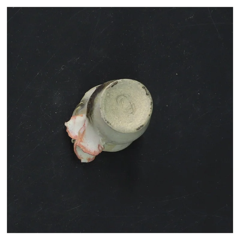 Lille dekorativ vase (str.  5,5x3,5 cm)