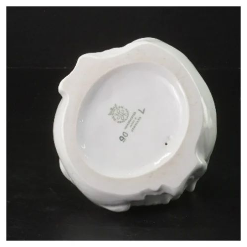 Porcelænsfigur af isbjørne fra lyngby nr. 90 (str. 10,5x10 cm)