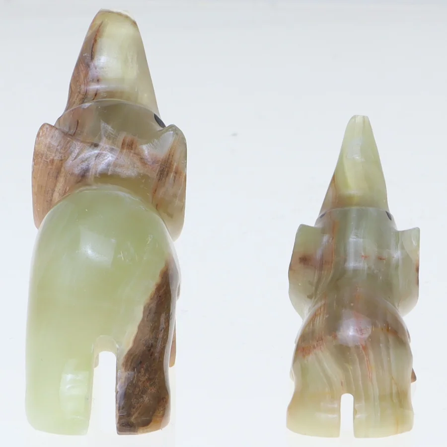 Udskårne sten elefanter (str. 5 cm. og 3,5 cm)