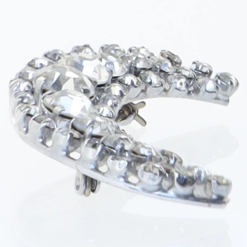 Broche med måneformede rhinsten (str. 5 cm)