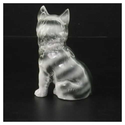 Porcelænsfigur af kat (str. 11 cm)